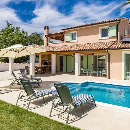 Bianca - Family Vacation In Rural Istria *